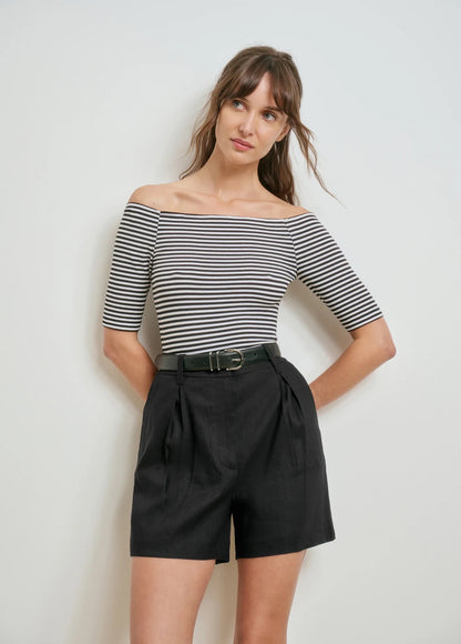 The Sara Half Sleeve Top