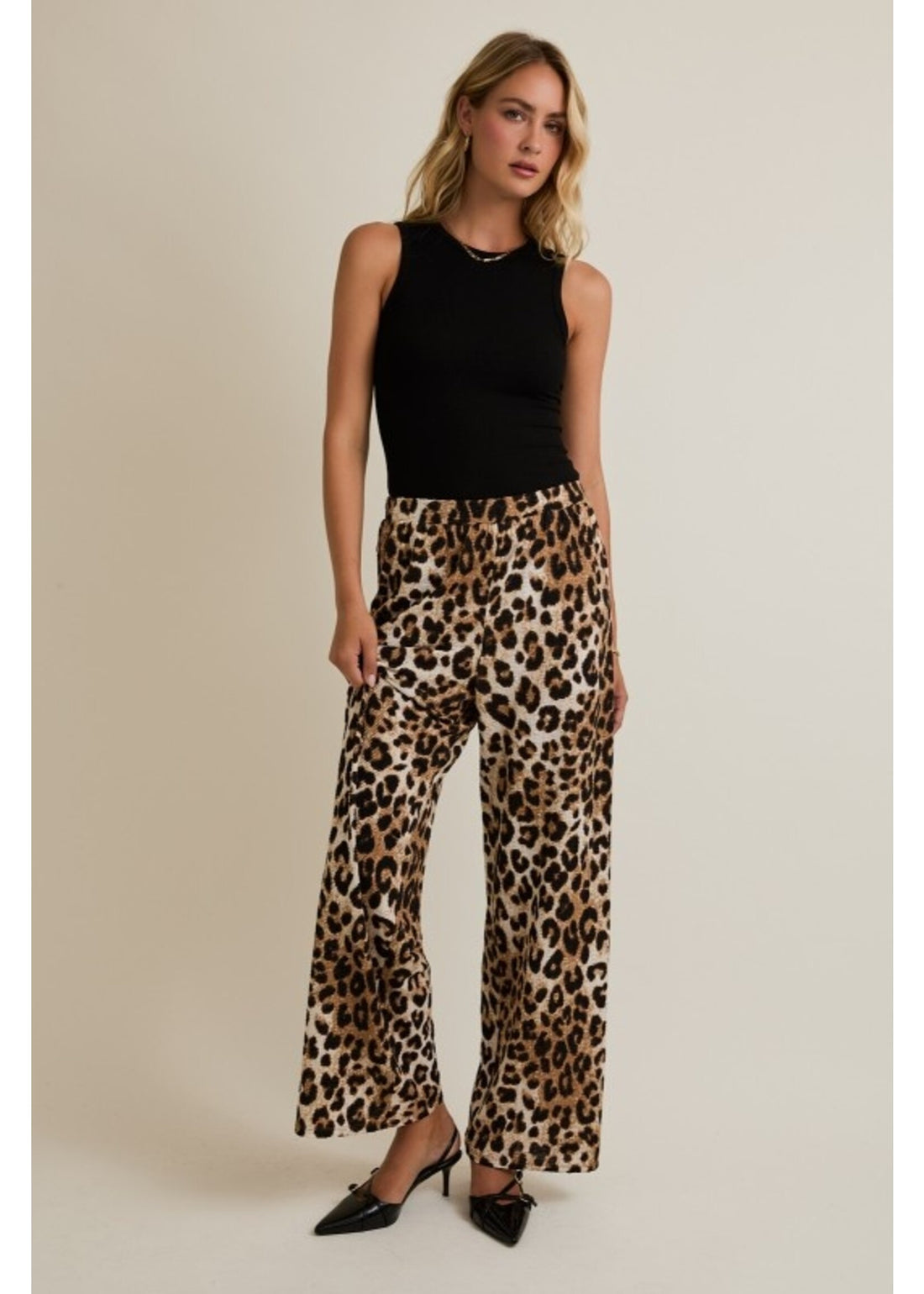 WaistBand Pleated Detail Leopard Pants