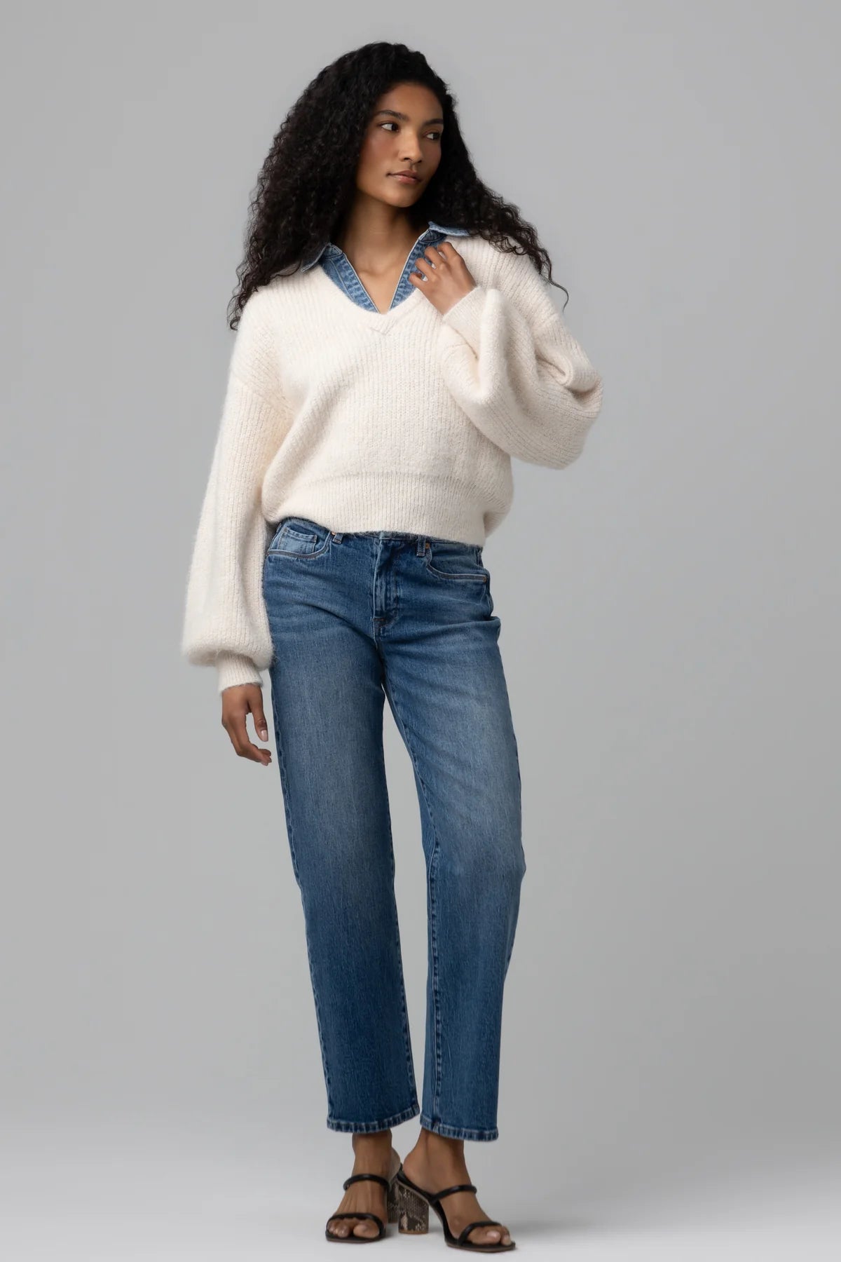 Sweater Wide Collar Open Field