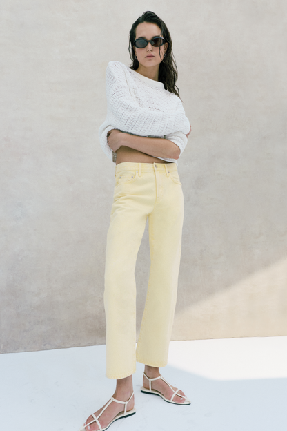 Lexi Mid Rise Bowed Straight Day Glow