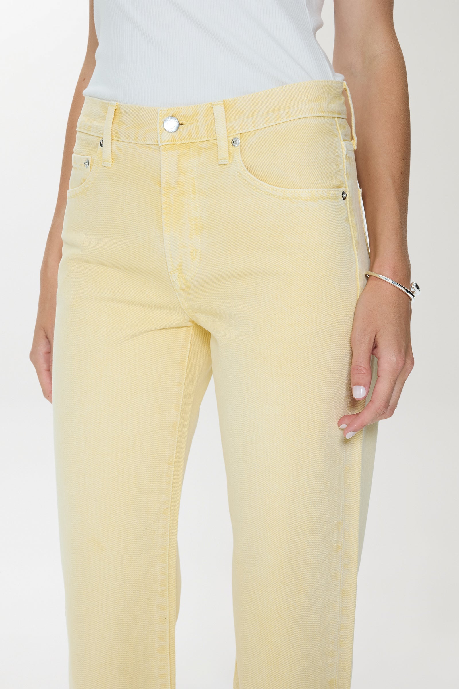Lexi Mid Rise Bowed Straight Day Glow